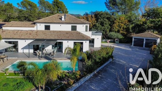 Βίλα σε Roquebrune-sur-Argens, Var