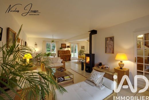 Villa in Échenevex, Ain