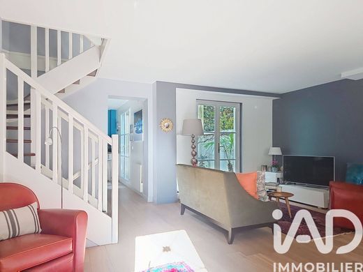 Villa in Marly-le-Roi, Yvelines