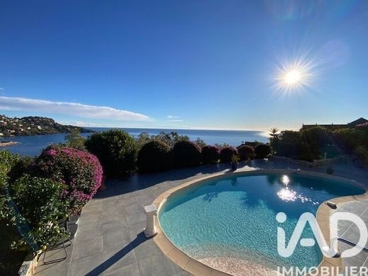 Willa w Saint-Raphaël, Var