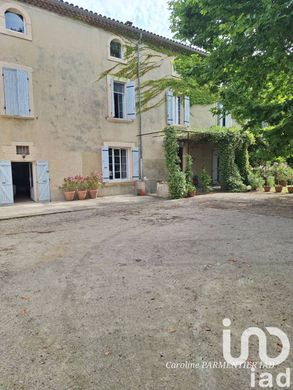 Orange, Vaucluseのヴィラ