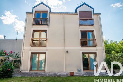 Residential complexes in Stains, Seine-Saint-Denis