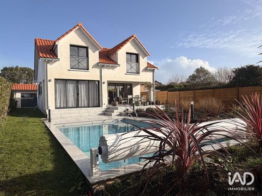 Villa in Pornic, Loire-Atlantique