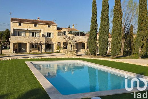 Villa in Saint-Rémy-de-Provence, Bouches-du-Rhône