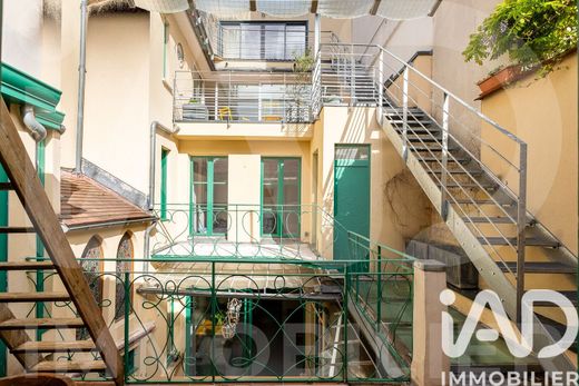 Villa in Belleville, Père-Lachaise, Ménilmontant, Paris