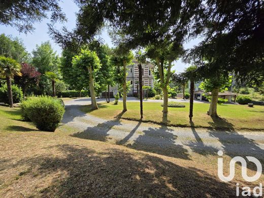 ‏וילה ב  Salies-de-Béarn, Pyrénées-Atlantiques