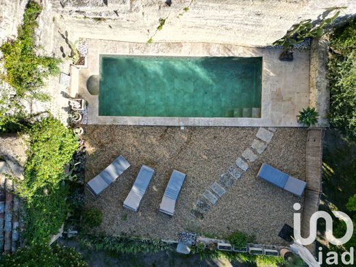 Villa in Uzès, Gard