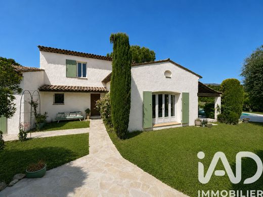 Villa in Le Rouret, Alpes-Maritimes