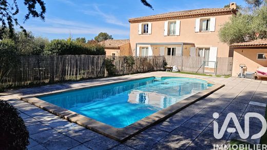 Villa in Belcodène, Bouches-du-Rhône