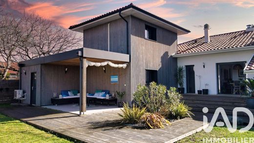 Villa in Tosse, Landes