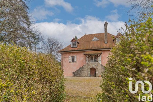 Villa in Allinges, Haute-Savoie