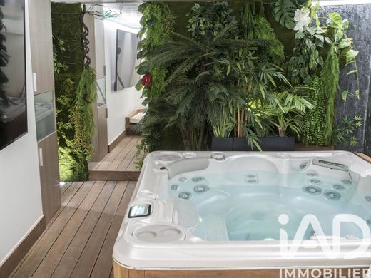 Appartement à Canal Saint Martin, Château d’Eau, Porte Saint-Denis, Paris