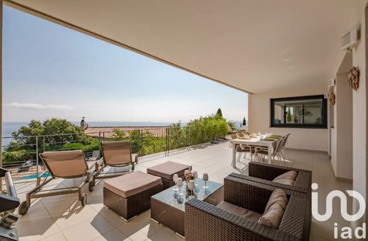 Appartement à Roquebrune-sur-Argens, Var