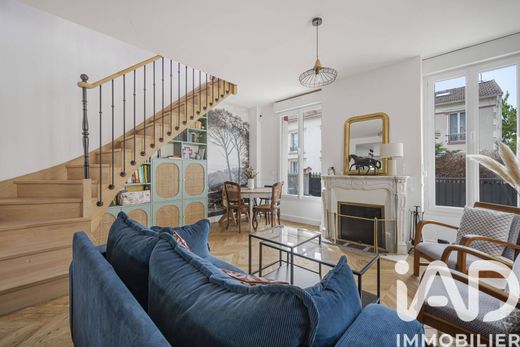Villa in Colombes, Hauts-de-Seine