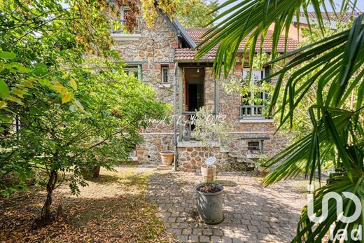 Villa en Montesson, Yvelines