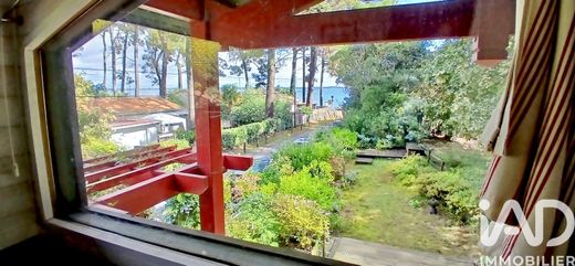 Villa in Lacanau, Gironde