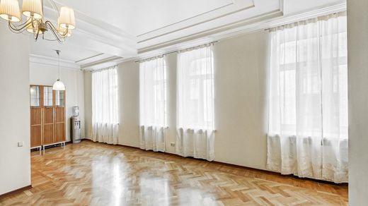 Apartment / Etagenwohnung in Moskau, Moskou