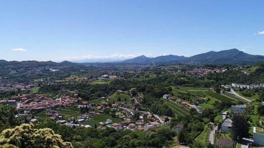 Land in Morbio Superiore, Mendrisio District