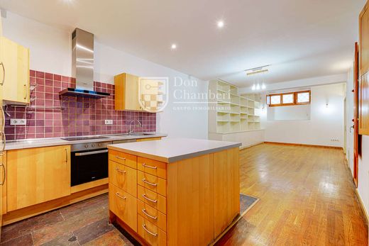 Apartment / Etagenwohnung in Madrid, Provinz Madrid