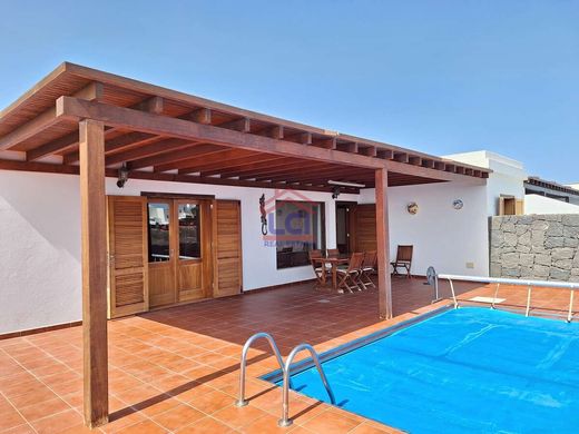 Villa in Playa Blanca, Provinz Las Palmas