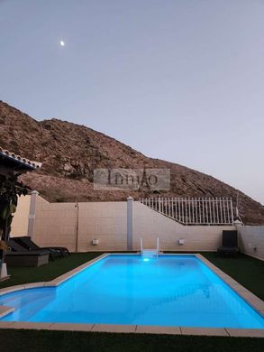 Элитный дом, Los Cristianos, Provincia de Santa Cruz de Tenerife