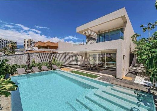 Villa in Arona, Provincia de Santa Cruz de Tenerife