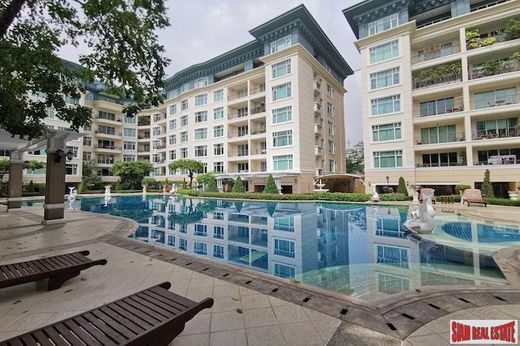 Apartment / Etagenwohnung in Ban Lumphini, Changwat Nong Khai