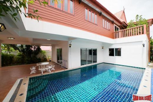 Luxus-Haus in Ban Nai Yang, Phuket Province