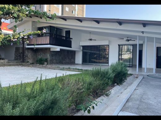 Office in San Salvador, Departamento de San Salvador