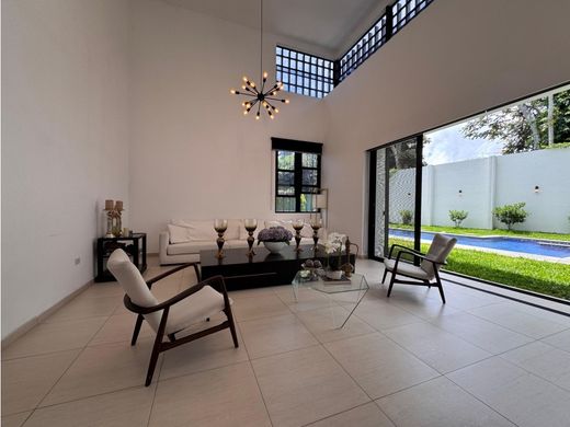 Luxe woning in San Salvador, Departamento de San Salvador