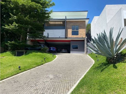 Luxe woning in Santa Tecla, Departamento de La Libertad