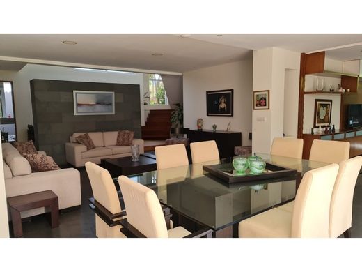 Casa de luxo - Antiguo Cuscatlán, Departamento de La Libertad
