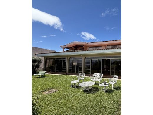 Luxe woning in San Salvador, Departamento de San Salvador