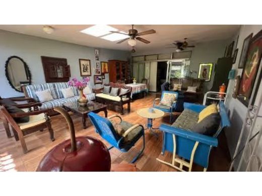 Luxe woning in San Salvador, Departamento de San Salvador