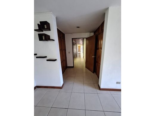 Luxe woning in San Salvador, Departamento de San Salvador