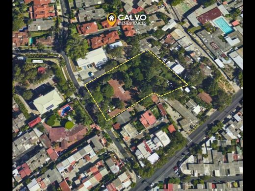 Luxe woning in Antiguo Cuscatlán, Departamento de La Libertad