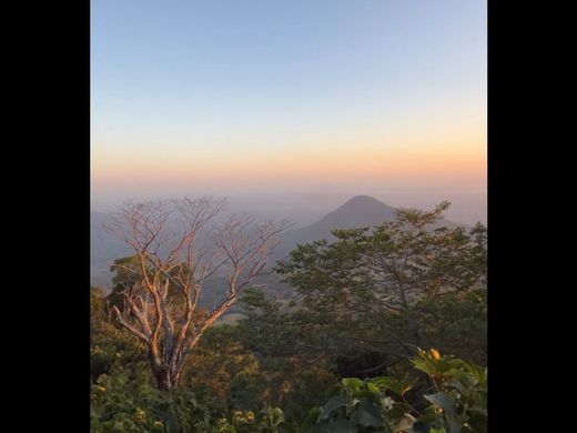 Boerderij in Berlín, Departamento de Usulután