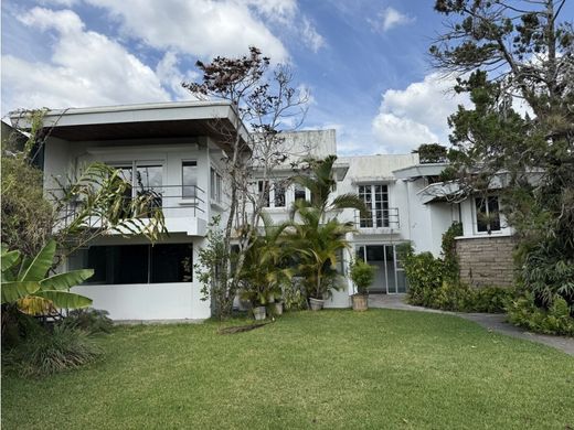 Luxe woning in San Salvador, Departamento de San Salvador