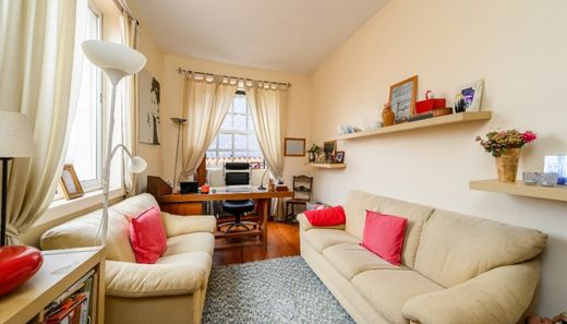 Luxury home in Foz do Douro, Porto