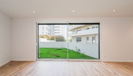 Residential complexes in Ramalde, Porto