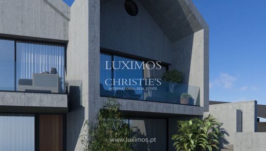 Residential complexes in Foz do Douro, Porto