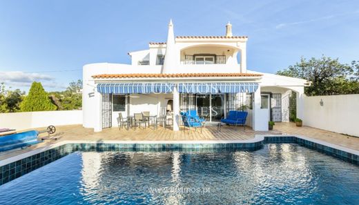 Luxury home in Santa Bárbara de Nexe, Faro