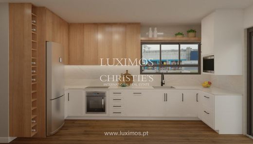 Πολυτελή κατοικία σε Castelo do Maia, Maia