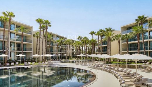 Wohnkomplexe in Galé, Albufeira