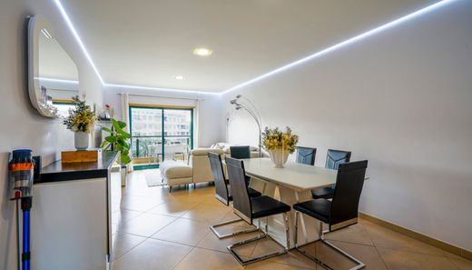 Complexes résidentiels à Quarteira, Loulé