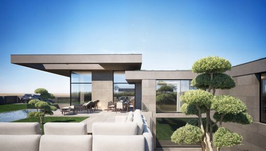 Luxury home in Custóias, Leça do Balio e Guifões, Matosinhos