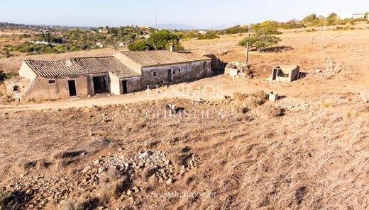 Terrain à Luz, Lagos