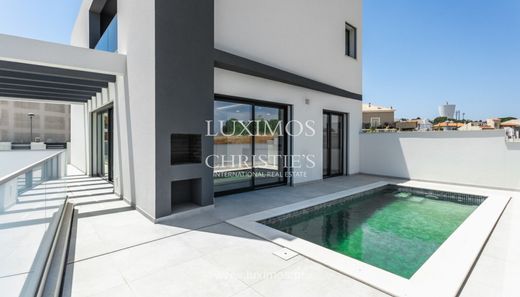 Luxe woning in Mexilhoeira Grande, Portimão