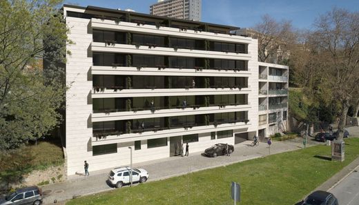 Edificio en Leça da Palmeira, Matosinhos
