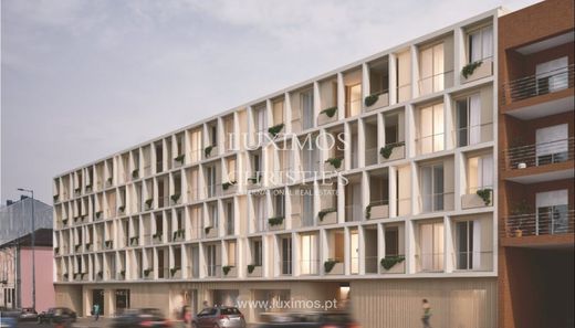 Kamienica w Custóias, Leça do Balio e Guifões, Matosinhos